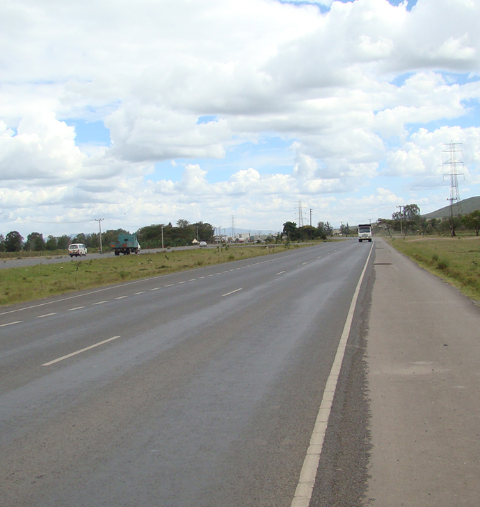肯尼亚路路刷新工程NAKURU段419项目