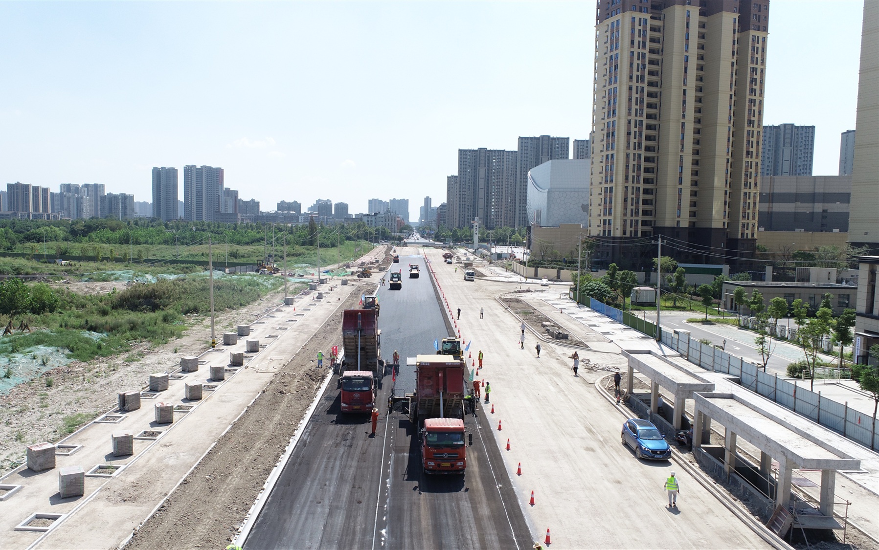 20211012128312.jpg 1荆州红蹊径路面施工起头_副本.jpg