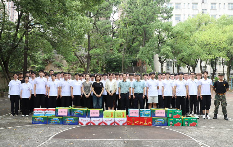 6451ed2780946335359c1a8dbd604dc_副本.jpg